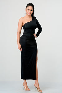 Stylish one-shoulder top and matching skirt set with side slit and stretchy fabric for a comfortable fit by Rêve Dorés