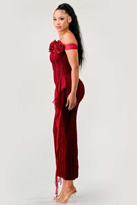 Burgundy Enchanting Rose Off-Shoulder Dress by Rêve Dorés